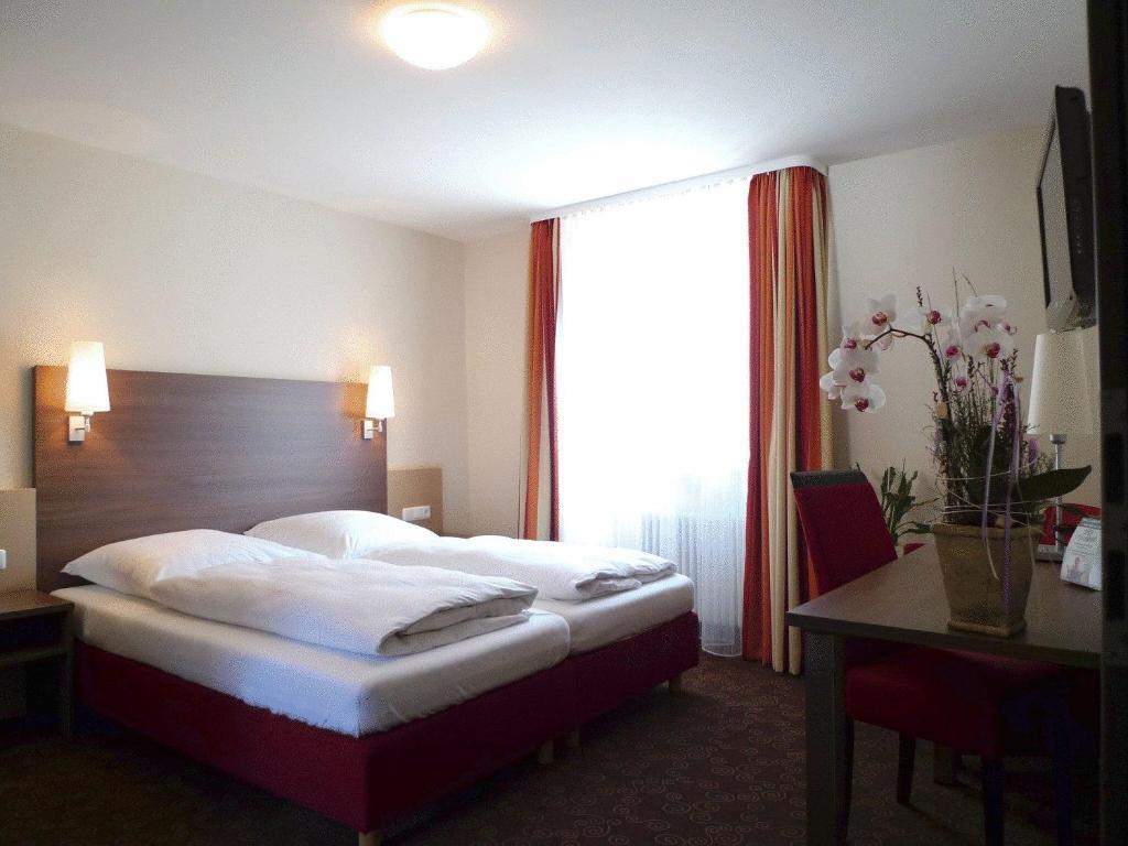 Hotel & Brauerei-Gasthof Neuwirt Neuburg an Der Donau Kültér fotó